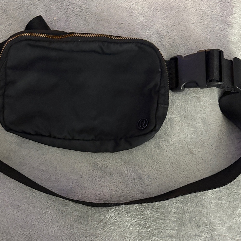 Lululemon Athletica Black Belt Bag